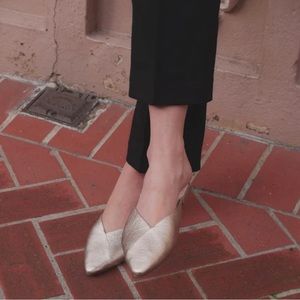 The Swan in gold leather by Birdies - size 6